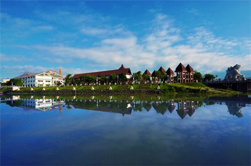 在贵阳市加盟汉越黄焖鸡米饭店竞争大吗